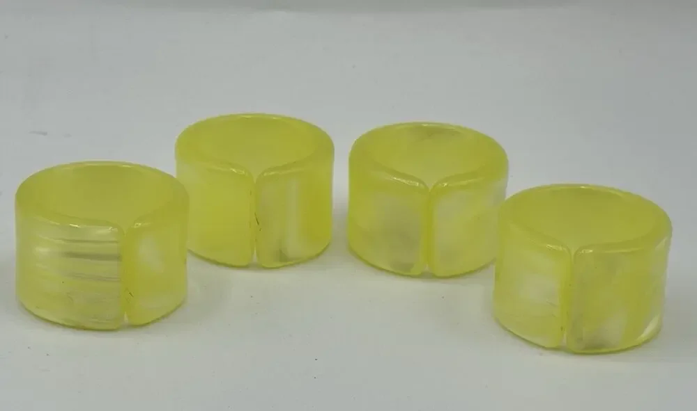 Set of 4 Vintage MCM Yellow Marbled Lucite Acrylic Napkin Rings Pearly Hong Kong